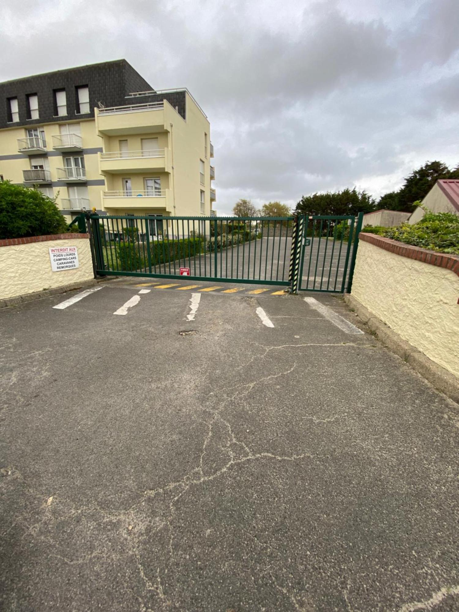 Apartment Au Pied De La Dune Et Parking Prive Berck